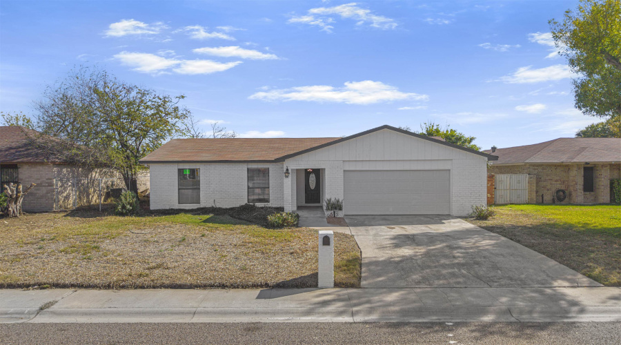 119 Kentucky St, LAREDO, Texas 78041, 3 Bedrooms Bedrooms, 4 Rooms Rooms,2 BathroomsBathrooms,Residential,For Sale,119 Kentucky St,20260350