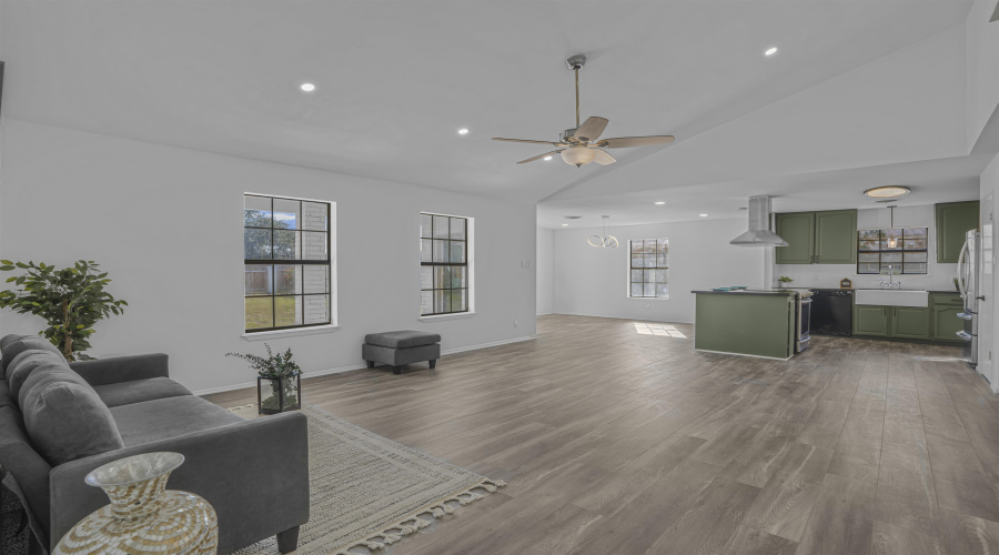 119 Kentucky St, LAREDO, Texas 78041, 3 Bedrooms Bedrooms, 4 Rooms Rooms,2 BathroomsBathrooms,Residential,For Sale,119 Kentucky St,20260350