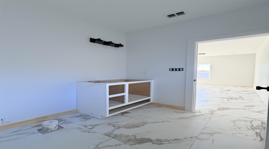 2917 Earthhaven Dr., Laredo, Texas 78046, 3 Bedrooms Bedrooms, 5 Rooms Rooms,2 BathroomsBathrooms,Residential,For Sale,2917 Earthhaven Dr.,20260353