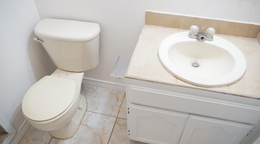 710 W Viggo St, Hebbronville, Texas 78361, 3 Bedrooms Bedrooms, 5 Rooms Rooms,2 BathroomsBathrooms,Residential,For Sale,710 W Viggo St,20260355