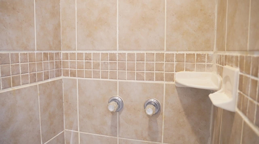 710 W Viggo St, Hebbronville, Texas 78361, 3 Bedrooms Bedrooms, 5 Rooms Rooms,2 BathroomsBathrooms,Residential,For Sale,710 W Viggo St,20260355