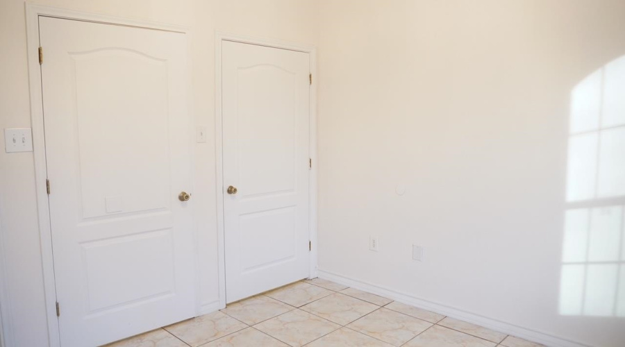 710 W Viggo St, Hebbronville, Texas 78361, 3 Bedrooms Bedrooms, 5 Rooms Rooms,2 BathroomsBathrooms,Residential,For Sale,710 W Viggo St,20260355