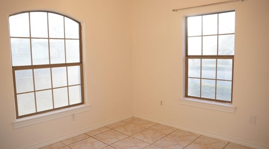 710 W Viggo St, Hebbronville, Texas 78361, 3 Bedrooms Bedrooms, 5 Rooms Rooms,2 BathroomsBathrooms,Residential,For Sale,710 W Viggo St,20260355