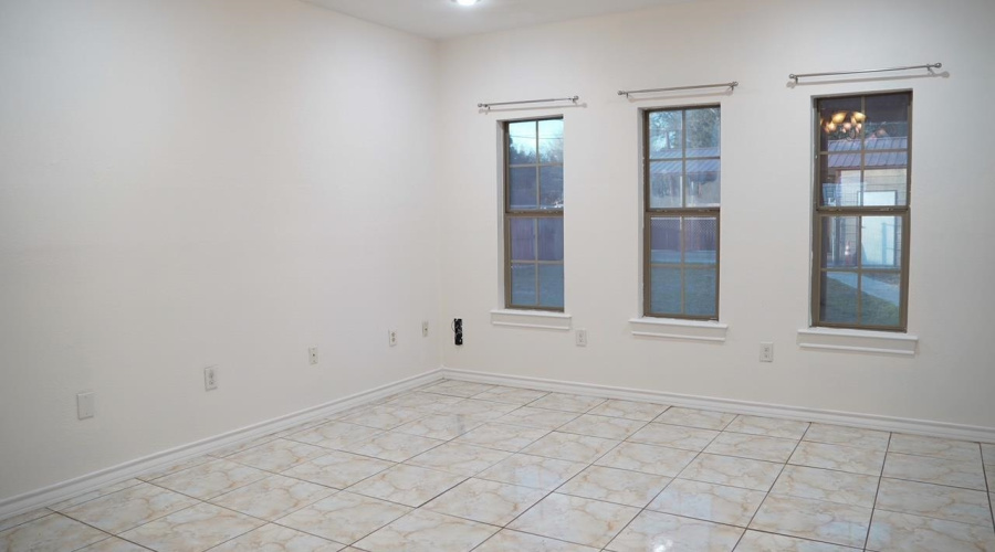 710 W Viggo St, Hebbronville, Texas 78361, 3 Bedrooms Bedrooms, 5 Rooms Rooms,2 BathroomsBathrooms,Residential,For Sale,710 W Viggo St,20260355