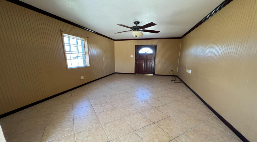 709 Delmar St., Zapata, Texas 78076, 2 Bedrooms Bedrooms, 4 Rooms Rooms,1 BathroomBathrooms,Residential,For Sale,709 Delmar St.,20260356