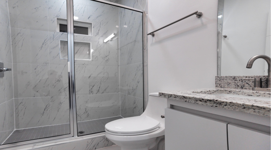 5017 Servando Dr, Laredo, Texas 78046, 2 Bedrooms Bedrooms, 5 Rooms Rooms,2 BathroomsBathrooms,Residential,For Sale,5017 Servando Dr,20260357