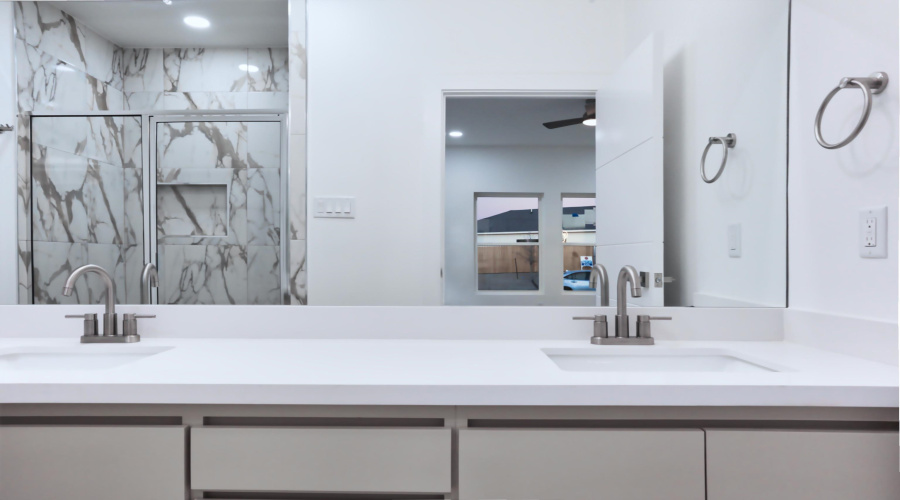 5019 Servando Dr, Laredo, Texas 78046, 3 Bedrooms Bedrooms, 5 Rooms Rooms,2 BathroomsBathrooms,Residential,For Sale,5019 Servando Dr,20260358