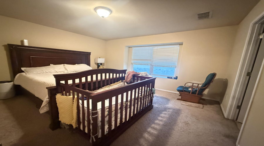 4703 Rock Creek Cir, Laredo, Texas 78041, 3 Bedrooms Bedrooms, 5 Rooms Rooms,2 BathroomsBathrooms,Residential,For Sale,4703 Rock Creek Cir,20260361