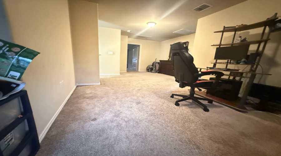 4703 Rock Creek Cir, Laredo, Texas 78041, 3 Bedrooms Bedrooms, 5 Rooms Rooms,2 BathroomsBathrooms,Residential,For Sale,4703 Rock Creek Cir,20260361