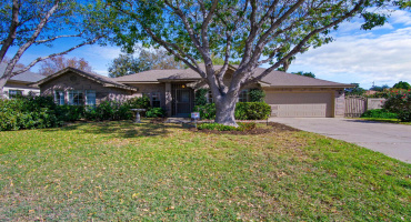 1015 Faldo Dr, Laredo, Texas 78045, 3 Bedrooms Bedrooms, 6 Rooms Rooms,2 BathroomsBathrooms,Residential,For Sale,1015 Faldo Dr,20260362