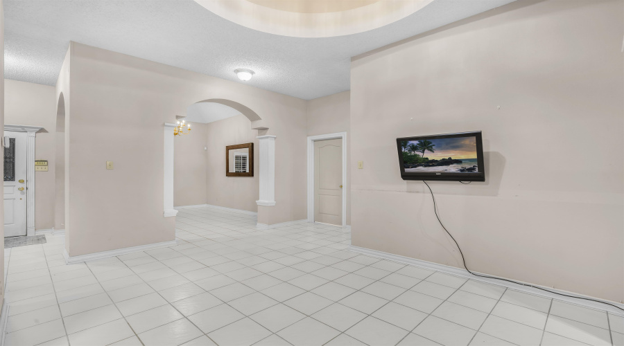 3004 Crest Oak Cir, Laredo, Texas 78045, 4 Bedrooms Bedrooms, 7 Rooms Rooms,2 BathroomsBathrooms,Residential,For Sale,3004 Crest Oak Cir,20260364