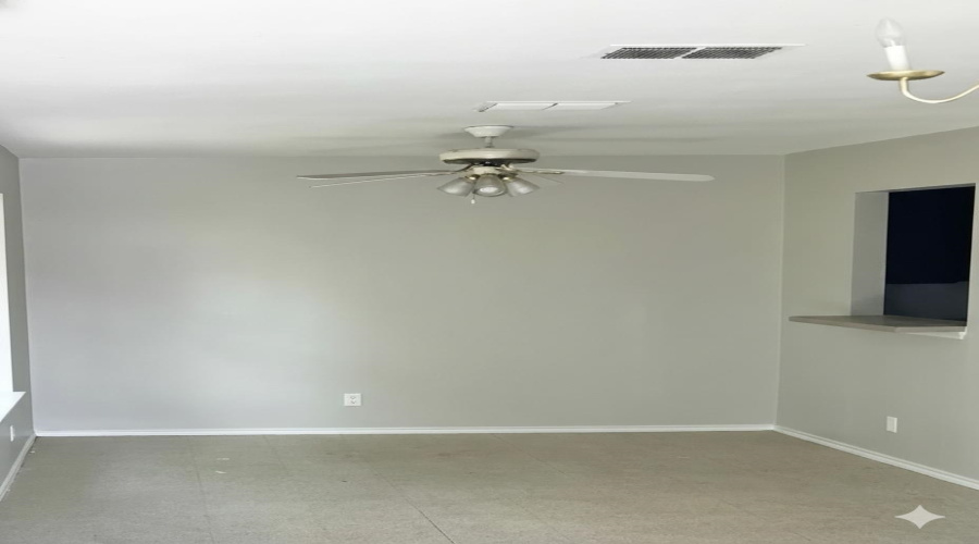 2906 Flores Ave, Laredo, Texas 78040, 2 Bedrooms Bedrooms, 3 Rooms Rooms,1 BathroomBathrooms,Residential,For Rent,2906 Flores Ave,20260366