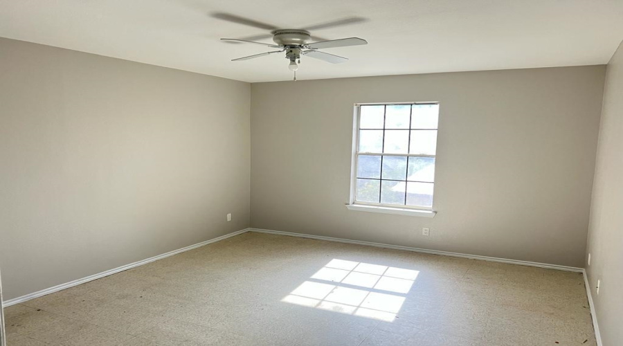 2906 Flores Ave, Laredo, Texas 78040, 2 Bedrooms Bedrooms, 3 Rooms Rooms,1 BathroomBathrooms,Residential,For Rent,2906 Flores Ave,20260366