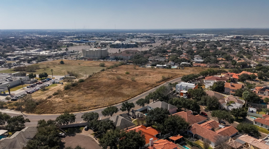 000 Springfield Ave, Laredo, Texas 78041, ,Land,For Sale,000 Springfield Ave,20260363