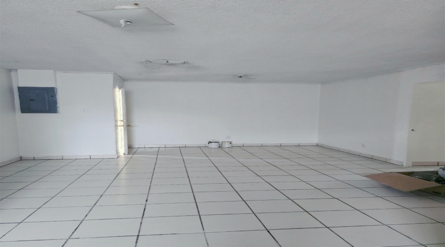 2016 S India Ave, Laredo, Texas 78046, ,Multi-family,For Sale,2016 S India Ave,20260373