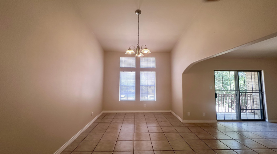 9802 Cantera Ct, Laredo, Texas 78045, 2 Bedrooms Bedrooms, 4 Rooms Rooms,2 BathroomsBathrooms,Residential,For Sale,9802 Cantera Ct,20253148