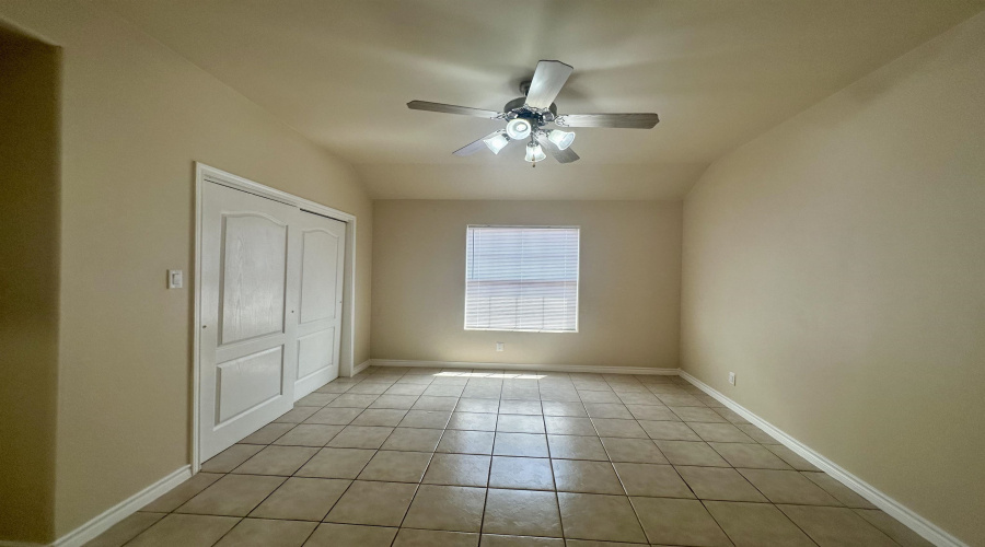9802 Cantera Ct, Laredo, Texas 78045, 2 Bedrooms Bedrooms, 4 Rooms Rooms,2 BathroomsBathrooms,Residential,For Rent,9802 Cantera Ct,20260377
