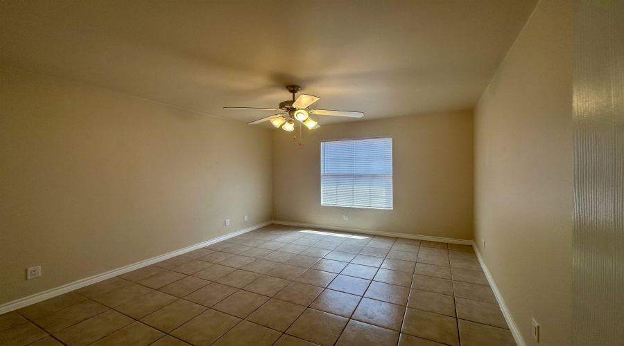 9802 Cantera Ct, Laredo, Texas 78045, 2 Bedrooms Bedrooms, 4 Rooms Rooms,2 BathroomsBathrooms,Residential,For Rent,9802 Cantera Ct,20260377
