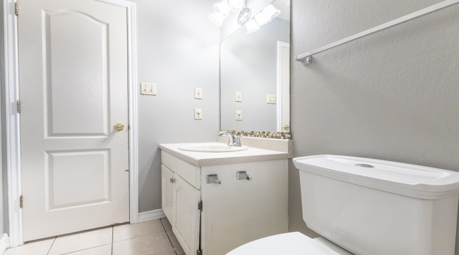 312 Cambridge Lp, Laredo, Texas 78045, 4 Bedrooms Bedrooms, 6 Rooms Rooms,2 BathroomsBathrooms,Residential,For Rent,312 Cambridge Lp,20260382