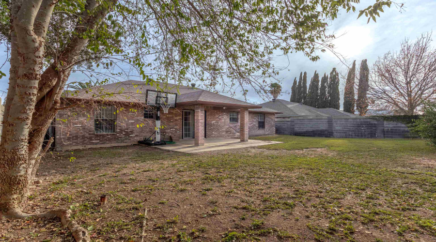 312 Cambridge Lp, Laredo, Texas 78045, 4 Bedrooms Bedrooms, 6 Rooms Rooms,2 BathroomsBathrooms,Residential,For Rent,312 Cambridge Lp,20260382