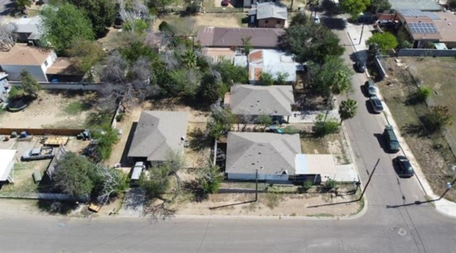 1102 Musser St, Laredo, Texas 78040, ,Multi-family,For Sale,1102 Musser St,20260383