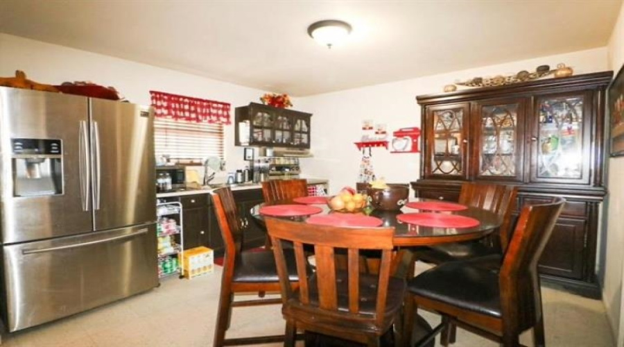 1102 Musser St, Laredo, Texas 78040, ,Multi-family,For Sale,1102 Musser St,20260383