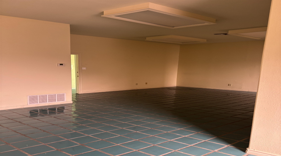 716 Pellegrino Ct, Laredo, Texas 78045, ,1 BathroomBathrooms,Commercial retail/office,For Rent,716 Pellegrino Ct,20260385