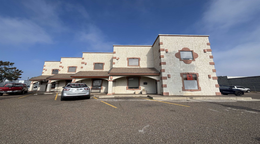 716 Pellegrino Ct, Laredo, Texas 78045, ,1 BathroomBathrooms,Commercial retail/office,For Rent,716 Pellegrino Ct,20260385