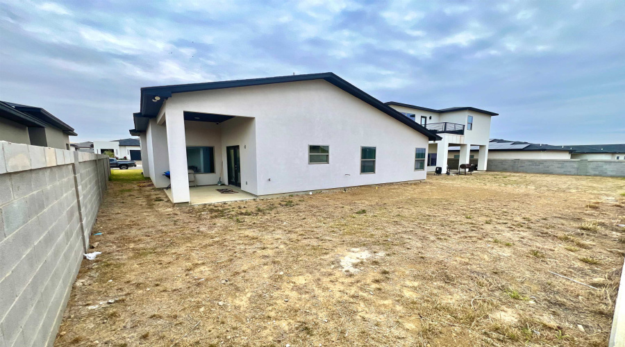 1708 Fresnillo Dr., laredo, Texas 78046, 3 Bedrooms Bedrooms, 4 Rooms Rooms,2 BathroomsBathrooms,Residential,For Sale,1708 Fresnillo Dr.,20260388