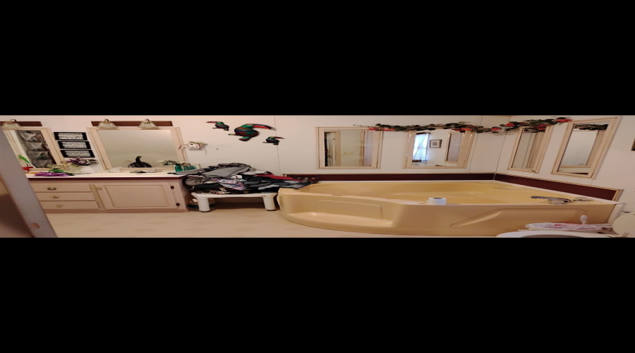 547 Jemez Lp, Laredo, Texas 78046-8490, 3 Bedrooms Bedrooms, 5 Rooms Rooms,2 BathroomsBathrooms,Residential,For Sale,547 Jemez Lp,20260393