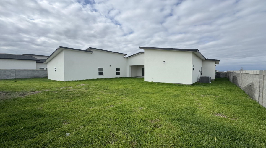 1509 Ocio Dr., Laredo, Texas 78045, 4 Bedrooms Bedrooms, 7 Rooms Rooms,4 BathroomsBathrooms,Residential,For Sale,1509 Ocio Dr.,20260395