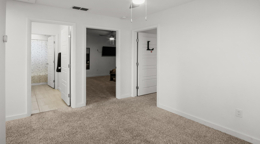 416 Deer Path Loop, Laredo, Texas 78045-2236, 4 Bedrooms Bedrooms, 7 Rooms Rooms,2 BathroomsBathrooms,Residential,For Sale,416 Deer Path Loop,20260396