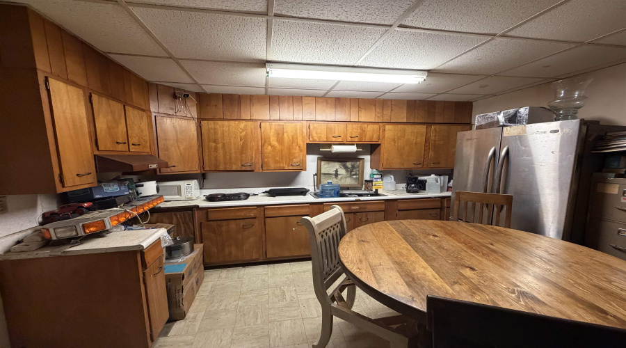 3110 San Bernardo Ave, Laredo, Texas 78040, 1 Room Rooms,3 BathroomsBathrooms,Commercial retail/office,For Sale,3110 San Bernardo Ave,20260394