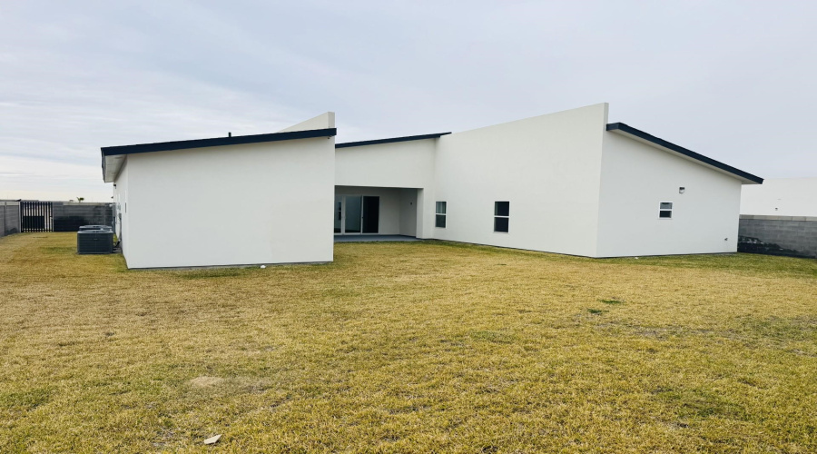 1507 Ocio Dr., Laredo, Texas 78045, 4 Bedrooms Bedrooms, 7 Rooms Rooms,4 BathroomsBathrooms,Residential,For Sale,1507 Ocio Dr.,20260398