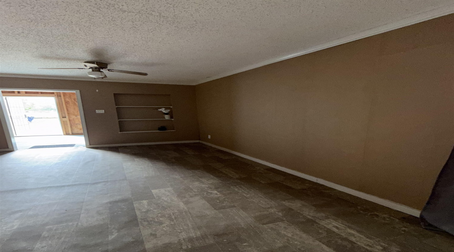 1156 Espejo Molina Rd, LAREDO, Texas 78046, 4 Bedrooms Bedrooms, 6 Rooms Rooms,2 BathroomsBathrooms,Residential,For Sale,1156 Espejo Molina Rd,20260405