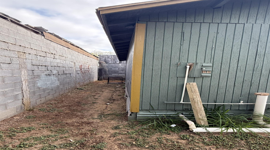 1156 Espejo Molina Rd, LAREDO, Texas 78046, 4 Bedrooms Bedrooms, 6 Rooms Rooms,2 BathroomsBathrooms,Residential,For Sale,1156 Espejo Molina Rd,20260405