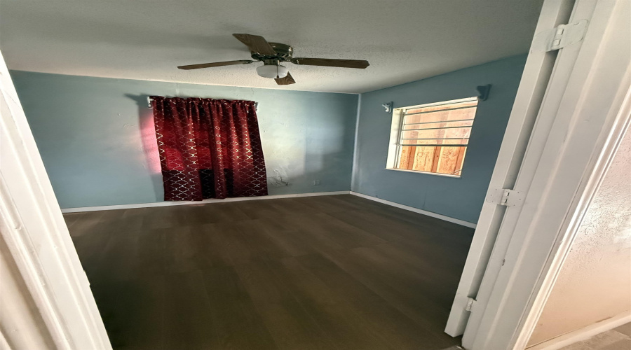 1156 Espejo Molina Rd, LAREDO, Texas 78046, 4 Bedrooms Bedrooms, 6 Rooms Rooms,2 BathroomsBathrooms,Residential,For Sale,1156 Espejo Molina Rd,20260405