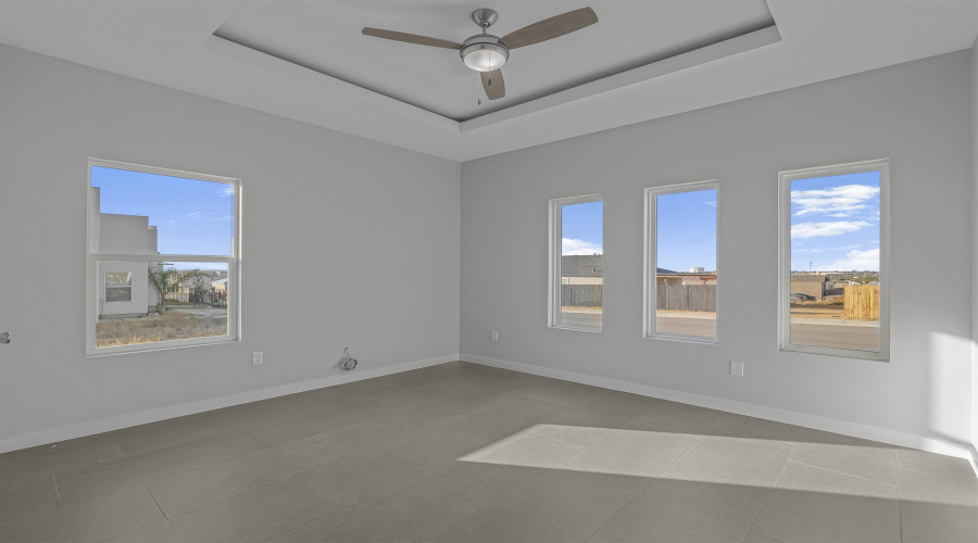 5217 Galicia Lane, Laredo, Texas 78046, 3 Bedrooms Bedrooms, 4 Rooms Rooms,2 BathroomsBathrooms,Residential,For Sale,5217 Galicia Lane,20260406