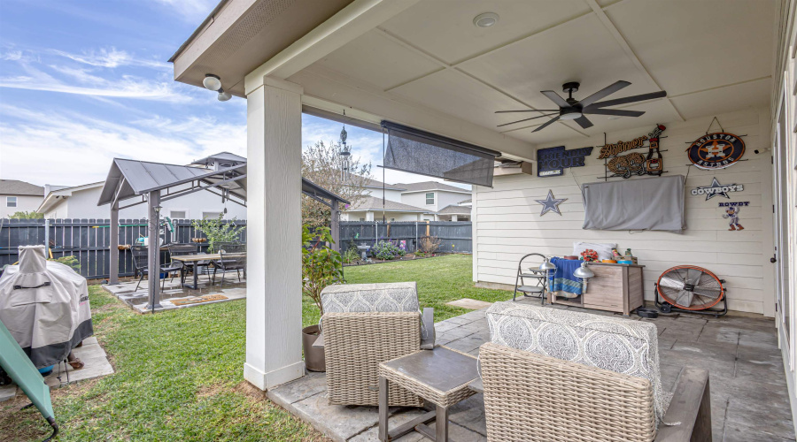 1316 Sambar Lp, Laredo, Texas 78045, 5 Bedrooms Bedrooms, 9 Rooms Rooms,3 BathroomsBathrooms,Residential,For Sale,1316 Sambar Lp,20260408