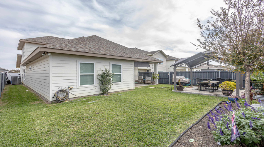 1316 Sambar Lp, Laredo, Texas 78045, 5 Bedrooms Bedrooms, 9 Rooms Rooms,3 BathroomsBathrooms,Residential,For Sale,1316 Sambar Lp,20260408