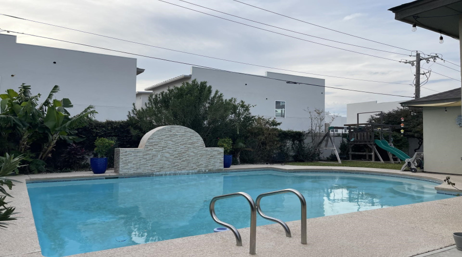 7604 Patricia Highsmith Dr, Laredo, Texas 78041-4163, 4 Bedrooms Bedrooms, 8 Rooms Rooms,3 BathroomsBathrooms,Residential,For Sale,7604 Patricia Highsmith Dr,20260410