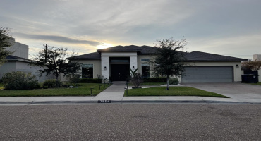 7604 Patricia Highsmith Dr, Laredo, Texas 78041-4163, 4 Bedrooms Bedrooms, 8 Rooms Rooms,3 BathroomsBathrooms,Residential,For Sale,7604 Patricia Highsmith Dr,20260410