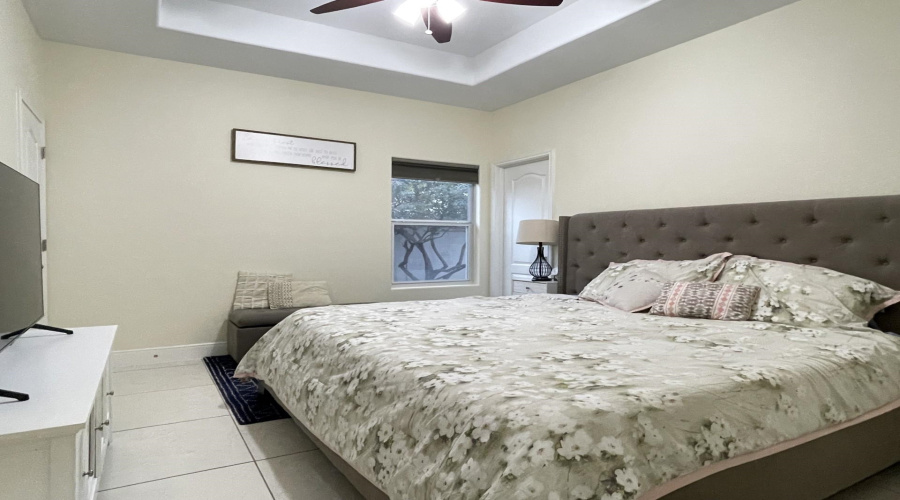 7604 Patricia Highsmith Dr, Laredo, Texas 78041-4163, 4 Bedrooms Bedrooms, 8 Rooms Rooms,3 BathroomsBathrooms,Residential,For Sale,7604 Patricia Highsmith Dr,20260410