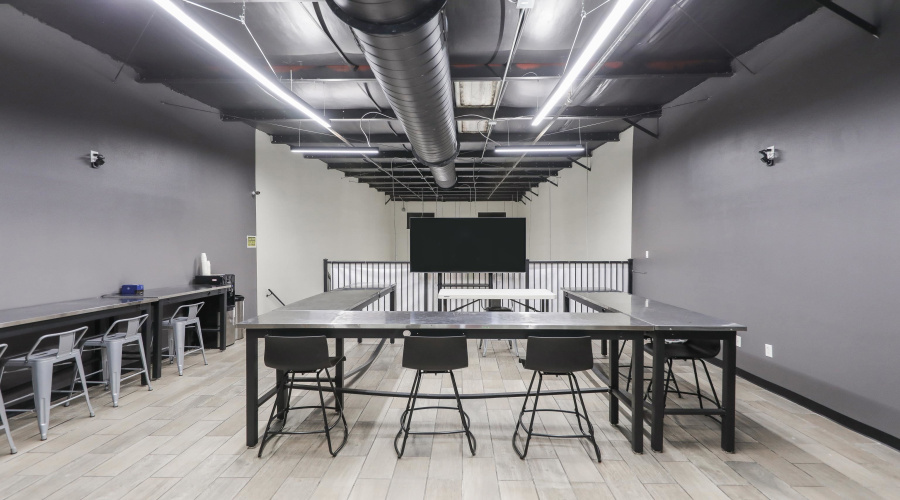 8218 Casa Verde Rd, LAREDO, Texas 78041, 1 Room Rooms,1 BathroomBathrooms,Commercial retail/office,For Sale,8218 Casa Verde Rd,20260411