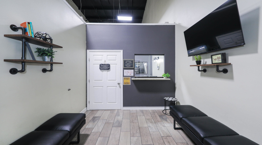 8218 Casa Verde Rd, LAREDO, Texas 78041, 1 Room Rooms,1 BathroomBathrooms,Commercial retail/office,For Sale,8218 Casa Verde Rd,20260411