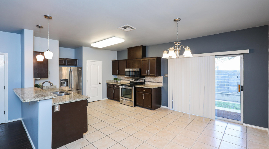 2619 San Isidro Pkwy, LAREDO, Texas 78045, 2 Bedrooms Bedrooms, 3 Rooms Rooms,2 BathroomsBathrooms,Residential,For Rent,2619 San Isidro Pkwy,20260412