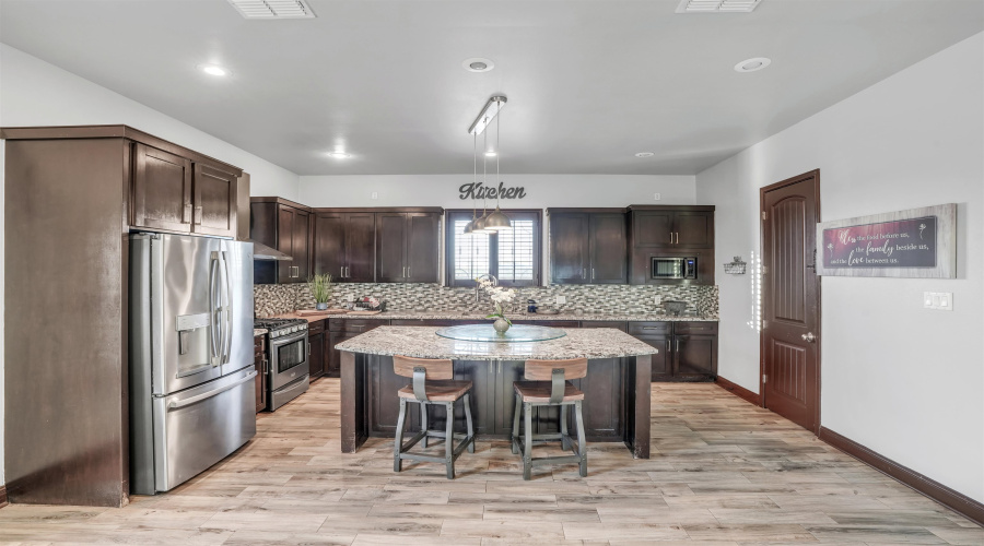 304 Tomcat Ln., Laredo, Texas 78045, 4 Bedrooms Bedrooms, 8 Rooms Rooms,4 BathroomsBathrooms,Residential,For Sale,304 Tomcat Ln.,20260416