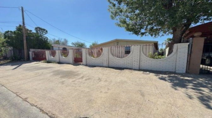 2909 Bismark St, Laredo, Texas 78043, 2 Bedrooms Bedrooms, 4 Rooms Rooms,2 BathroomsBathrooms,Residential,For Rent,2909 Bismark St,20260420