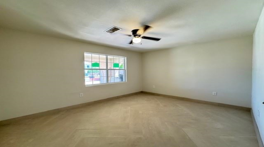 2909 Bismark St, Laredo, Texas 78043, 2 Bedrooms Bedrooms, 4 Rooms Rooms,2 BathroomsBathrooms,Residential,For Rent,2909 Bismark St,20260422