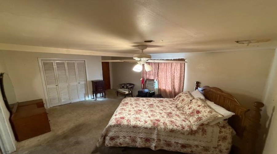 2514 Davis Ave, Laredo, Texas 78040, 3 Bedrooms Bedrooms, 7 Rooms Rooms,1 BathroomBathrooms,Residential,For Sale,2514 Davis Ave,20260425